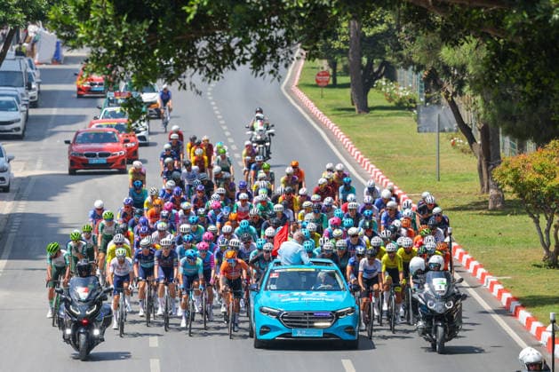 The 61st Presidential Cycling Tour of Turkiye (TUR 2026) has officially begun, starting with its opening stage in the coastal town of Cesme, Izmir. Held under the auspices of the Presidency of the Republic of Türkiye, this prestigious UCI ProSeries race brings together 23 teams and 161 world-class cyclists to compete over eight days, from April 26 to May 3, 2026...The 2026 edition unfolds across routes showcasing some of Türkiye s most striking landscapes. Starting in Cesme, the race follows the Aegean and Mediterranean coastlines, covering stages through Antalya and the southern shores before concluding in the capital, Ankara. Beyond sporting competition, the tour plays a key role in promoting Türkiye s natural and cultural richness on a global stage..This year, the race consists of 8 stages covering approximately 1,200 kilometers. Nearly 20 teams and over 150 riders from around the world are competing, under the coordination of the Turkish Cycling Federation..With the first three stages completed, the pace in the peloton has intensified and the general classification has begun to take shape. Sprint finishes and technically demanding routes have stood out, with the third stage drawing attention for its high tempo and dramatic finale..The third stage of the 61st Presidential Cycling Tour of Türkiye (TUR 2026) was won by Colombian rider Ivan Ramiro Sosa of Equipo Kern Pharma. Covering the 132.7-kilometer Marmaris-KÄÂ±ran route, Sosa finished in 3 hours, 40 minutes, and 25 seconds. In the summit finish, Australian rider Sebastian Berwick of Caja Rural-Seguros RGA placed second, while French rider Nicolas Breuillard of TotalEnergies finished third..As the race progresses, challenging climbs and critical time gaps are expected to further heighten the excitement. The tour continues to deliver a compelling blend of elite competition and global vis Copyright: RizaxOzel 19081576