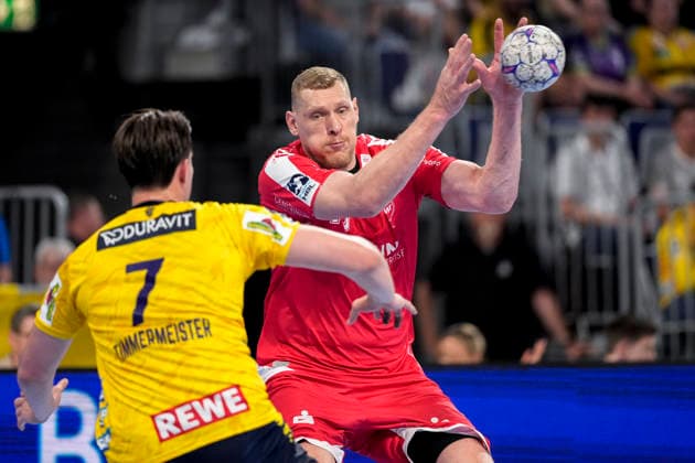 from left Robert Timmermeister RNL, 7 , Dainis Kristopans MTM, 10 , duel, duel, tackle, tackling, dynamics, action, action, 01 05 2026, Mannheim Germany , Handball, Bundesliga, Rhein Neckar Löwen MT Melsungen xozx