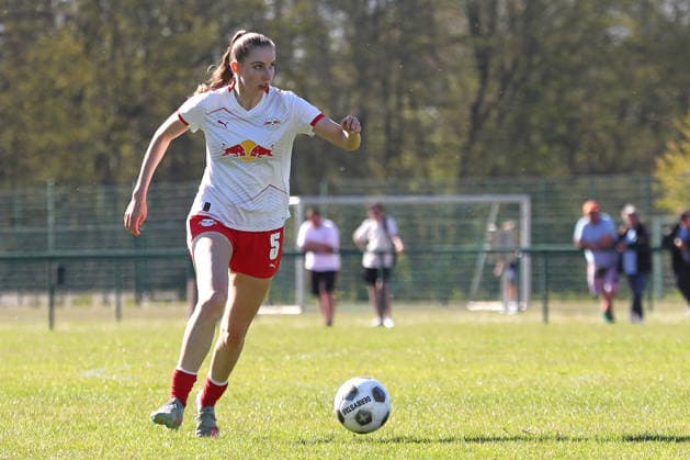 Saxony Cup Final Women Chemnitzer FC RB Leipzig II 01 05 2026 Lenie Pospischil 5, RB Leipzig II U20 Saxony Cup Final Women Saxony Lotto State Cup Chemnitzer FC vs RB Leipzig II U20 at Auenstadion Flöha, 01 05 2026 Copyright: xBEAUTIFULxSPORTS JanxKaeferx