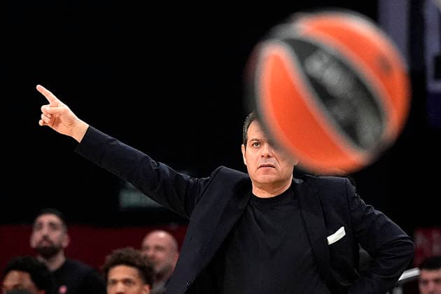 REAL MADRID v HAPOEL IBI TEL AVIV. EUROLEAGUE 2025 2026. PLAY OFFS. GAME 2 Hapoel Ibi Tel Aviv s coach Dimitris Itoudis during Euroleague Play-offs Game 2 match. May 1, 2026. (ALTERPHOTOS Acero) MadridSpain  Copyright: xAcerox
