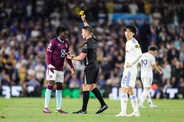 Leeds United v Burnley, Premier League Referee Thomas Bramall gives a yellow card to Loum Tchaouna of Burnley during the Leeds United v Burnley Premier League match at Elland Road, Leeds, England on 1 May 2026 Credit: Richard Bierton Every Second Media Editorial use only. All images are copyright Every Second Media Limited. No images may be reproduced without prior permission. Copyright: xIMAGO EveryxSecondxMediax ESM-1964-0028 RichardxBiertonx xEveryxSecondxMediax