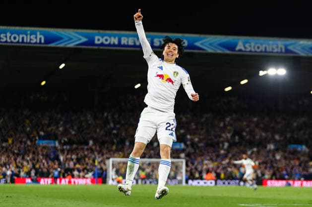 Leeds United v Burnley, Premier League Ao Tanaka of Leeds United celebrates Dominic Calvert-Lewin of Leeds United goal during the Leeds United v Burnley Premier League match at Elland Road, Leeds, England on 1 May 2026 Credit: Richard Bierton Every Second Media Editorial use only. All images are copyright Every Second Media Limited. No images may be reproduced without prior permission. Copyright: xIMAGO EveryxSecondxMediax ESM-1964-0053 RichardxBiertonx xEveryxSecondxMediax