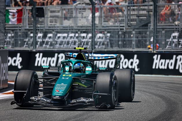 (14) Fernando Alonso (ESP) - Aston Martin Aramco F1 Team - Aston Martin AMR26 - Honda during the Formula 1 Crypto.com Miami Grand Prix 2026 at Miami International Autodrome in Miami Gardens, United States. Round 6 of the 2026 FIA Formula One World Championship, WM, Weltmeisterschaft held May 1-3, 2026. The Miami International Autodrome, located in the grounds of the Hard Rock Stadium, hosts the sixth round featuring the Sprint format. This event weekend features the F1 Sprint format, with a Sprint Shootout and Sprint Race in addition to the standard qualifying session and Grand Prix.  Copyright: xAlessioxDexMarcox xAvens-images.com AvensImages IPAxSportx xipa-agency.netx xx IPA_74364135 IPA_Agency_IPA74364135