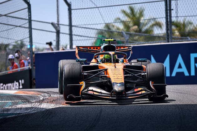 (1) Lando Norris (GBR) - McLaren Mastercard F1 Team - McLaren MCL40 - Mercedes during the Formula 1 Crypto.com Miami Grand Prix 2026 at Miami International Autodrome in Miami Gardens, United States. Round 6 of the 2026 FIA Formula One World Championship, WM, Weltmeisterschaft held May 1-3, 2026. The Miami International Autodrome, located in the grounds of the Hard Rock Stadium, hosts the sixth round featuring the Sprint format. This event weekend features the F1 Sprint format, with a Sprint Shootout and Sprint Race in addition to the standard qualifying session and Grand Prix.  Copyright: xAlessioxDexMarcox xAvens-images.com AvensImages IPAxSportx xipa-agency.netx xx IPA_74364191 IPA_Agency_IPA74364191