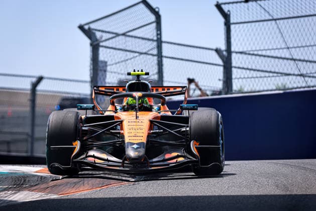 (1) Lando Norris (GBR) - McLaren Mastercard F1 Team - McLaren MCL40 - Mercedes during the Formula 1 Crypto.com Miami Grand Prix 2026 at Miami International Autodrome in Miami Gardens, United States. Round 6 of the 2026 FIA Formula One World Championship, WM, Weltmeisterschaft held May 1-3, 2026. The Miami International Autodrome, located in the grounds of the Hard Rock Stadium, hosts the sixth round featuring the Sprint format. This event weekend features the F1 Sprint format, with a Sprint Shootout and Sprint Race in addition to the standard qualifying session and Grand Prix.  Copyright: xAlessioxDexMarcox xAvens-images.com AvensImages IPAxSportx xipa-agency.netx xx IPA_74364192 IPA_Agency_IPA74364192