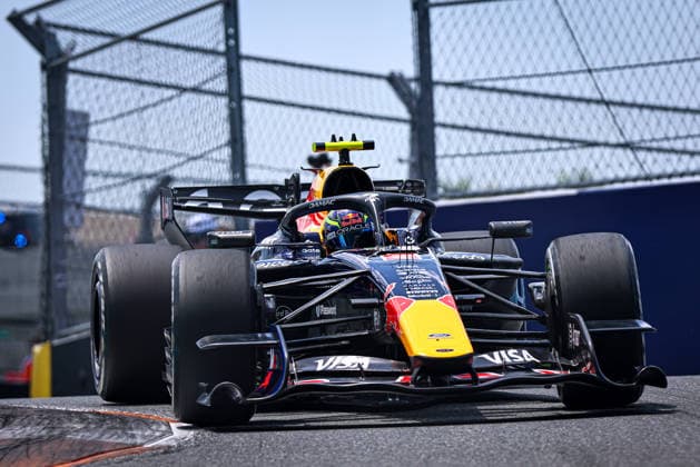 (3) Max Verstappen (NED) - Oracle Red Bull Racing - Red Bull RB22 - Red Bull Ford during the Formula 1 Crypto.com Miami Grand Prix 2026 at Miami International Autodrome in Miami Gardens, United States. Round 6 of the 2026 FIA Formula One World Championship, WM, Weltmeisterschaft held May 1-3, 2026. The Miami International Autodrome, located in the grounds of the Hard Rock Stadium, hosts the sixth round featuring the Sprint format. This event weekend features the F1 Sprint format, with a Sprint Shootout and Sprint Race in addition to the standard qualifying session and Grand Prix.  Copyright: xAlessioxDexMarcox xAvens-images.com AvensImages IPAxSportx xipa-agency.netx xx IPA_74364326 IPA_Agency_IPA74364326