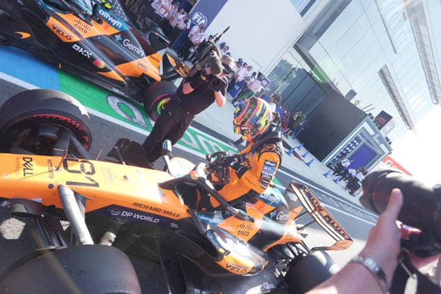 Formula 1 Crypto com Miami Grand Prix 2026 01 05 2026, Miami International Autodrome, Miami, Formula 1 Crypto com Miami Grand Prix 2026 ,in the picture 3 starting position for Oscar Piastri AUS , McLaren Mastercard F1 Team nordphotoxGmbHx xBratic nph00250
