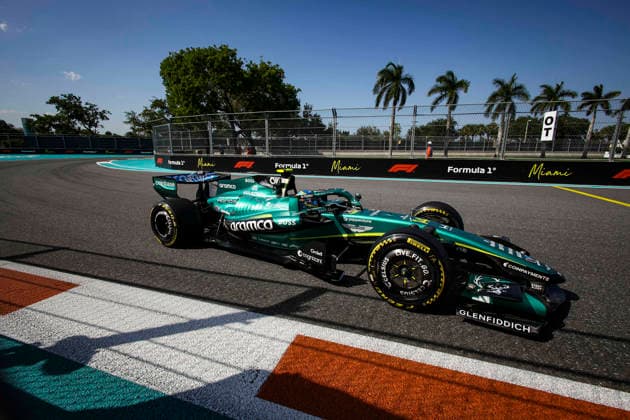 F1 - MIAMI GRAND PRIX 2026 14 ALONSO Fernando (spa), Aston Martin F1 Team AMR26, action during the Formula 1 Miami Grand Prix 2026, 4th round of the 2026 Formula One World Championship, WM, Weltmeisterschaft from May 1 to 3, 2026 on the Miami International Autodrome, in Miami Gardens, USA - Miami GardensUnited States  Copyright: xXavixBonillax