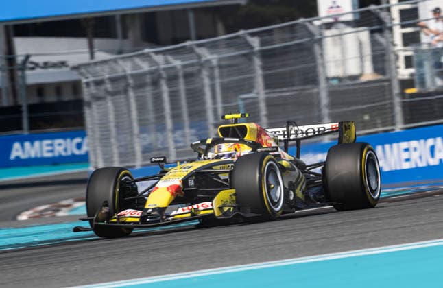 May 1, 2026, Miami, Florida, USA: 30 Racing Bulls Driver LIAM LAWSON going into turn 7 during the sprints F1 Crypto Miami GP 2026  - ZUMAm147 20260501_zap_m147_025 Copyright: xHossxMcBainx