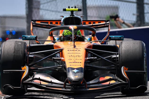 MOTORI - Formula 1 - Formula 1 Crypto.com Miami Grand Prix 2026 - Round 6 - Miami International Autodrome (1) Lando Norris (GBR) - McLaren Mastercard F1 Team - McLaren MCL40 - Mercedes during the Formula 1 Crypto.com Miami Grand Prix 2026 at Miami International Autodrome in Miami Gardens, United States. Round 6 of the 2026 FIA Formula One World Championship, WM, Weltmeisterschaft held May 1-3, 2026. The Miami International Autodrome, located in the grounds of the Hard Rock Stadium, hosts the sixth round featuring the Sprint format. This event weekend features the F1 Sprint format, with a Sprint Shootout and Sprint Race in addition to the standard qualifying session and Grand Prix. -  Copyright: xIPAxSport ABACAx
