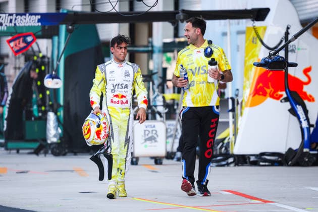 F1 - MIAMI GRAND PRIX 2026 LINDBLAD Arvid (gbr), Visa Cash App RB F1 Team VCARB03, portrait during the Formula 1 Miami Grand Prix 2026, 4th round of the 2026 Formula One World Championship, WM, Weltmeisterschaft from May 1 to 3, 2026 on the Miami International Autodrome, in Miami Gardens, USA - Miami GardensUnited States  Copyright: xANTONINxVINCENTx