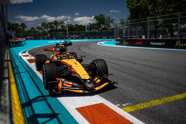 F1 - MIAMI GRAND PRIX 2026 01 NORRIS Lando (gbr), McLaren F1 Team MCL40, action during the Formula 1 Miami Grand Prix 2026, 4th round of the 2026 Formula One World Championship, WM, Weltmeisterschaft from May 1 to 3, 2026 on the Miami International Autodrome, in Miami Gardens, USA - Miami GardensUnited States  Copyright: xCharlyxLopezx