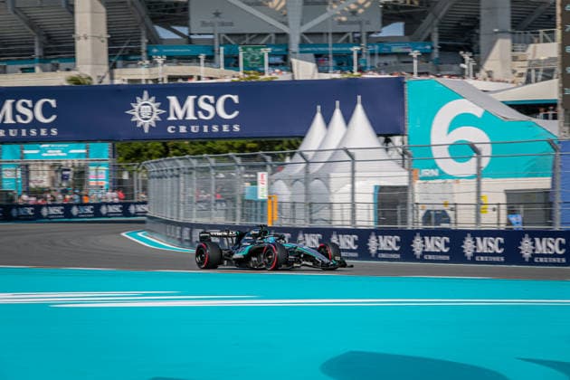(63) George Russell (GBR) - Mercedes-AMG PETRONAS F1 Team - Mercedes W17 - Mercedes E Performance during the Formula 1 Crypto.com Miami Grand Prix 2026 at Miami International Autodrome in Miami Gardens, United States. Round 6 of the 2026 FIA Formula One World Championship, WM, Weltmeisterschaft held May 1-3, 2026. The Miami International Autodrome, located in the grounds of the Hard Rock Stadium, hosts the sixth round featuring the Sprint format. This event weekend features the F1 Sprint format, with a Sprint Shootout and Sprint Race in addition to the standard qualifying session and Grand Prix. Formula 1 Crypto.com Miami Grand Prix 2026 - Round 6 - Miami International Autodrome F1-2026-R06-MIA