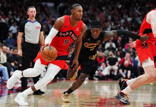May 1, 2026, Toronto, On, Canada: Toronto Raptors RJ Barrett (9) drives past Cleveland Cavaliers Dennis Schroder (8) during second half NBA, Basketball Herren, USA playoff basketball action in Toronto on Friday, May 1, 2026. Canada News - May 1, 2026  - ZUMAc35_ 20260501_zaf_c35_173 Copyright: xFrankxGunnx