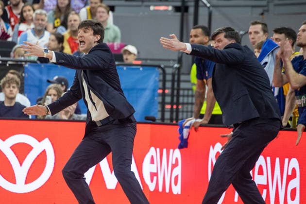 Berlins coach Pedro CALLES and co-coach Sebastian TRZCIONKA Basketball Bayern Berlin 85 79 Bundesliga, FC Bayern Basketball ALBA Berlin, 27 Matchday, Season 2025 2026, 1 05 2026, in Munich, S A P G A R D E N, Germany Source Copyright Credit Oryk HAIST xBASKETBALL-BAYERN-BERLINx