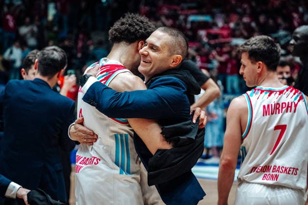 Marko Stankovic Head Coach, Head Coach, Telekom Baskets Bonn GER, Skyliners Frankfurt vs Telekom Baskets Bonn easyCredit BBL, Bundesliga, Matchday 32, Season 2025 2026 01 05 2026 Eibner Pressefoto Attila Ziga GER, Skyliners Frankfurt vs Telekom Baskets Bonn easyCredit BBL, Bundesliga, Matchday 32, Season 2025 2026 01 05 2026 Frankfurt am Main Copyright: xEibner-Pressefotox EP_AZA
