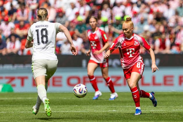 Google Pixel Women Bundesliga 1 FC Köln SV Werder Bremen 02 05 2026 Laura Vogt 1 FC Köln, 8 on matchday 24 of the Google Pixel Women Bundesliga in the match between 1 FC Köln and SV Werder Bremen on 02 05 2026 at RheinEnergie Stadion in Cologne, Germany Copyright: xBEAUTIFULxSPORTS Meuselx