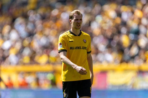 GER, Dresden, Soccer, 2 Bundesliga, Matchday 32, SG Dynamo Dresden vs 1 FC Kaiserslautern v l Vincent Vermeij SG Dynamo Dresden 09 , 02 05 2026, Rudolf Harbig Stadion Dresden DFB DFL REGULATIONS PROHIBIT ANY USE OF PHOTOGRAPHS AS IMAGE SEQUENCES AND OR QUASI VIDEO, Copyright: HMBxMedia PaulxFritz