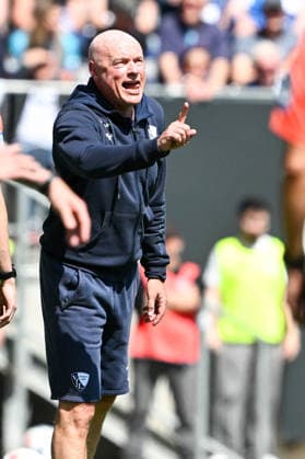 2 Bundesliga 25 26 Arminia Bielefeld VfL Bochum on 02 05 2026 in the SchücoArena in Bielefeld Coach Uwe Rösler Roesler Bochum dissatisfied, disappointed, disappointed, dejected MT