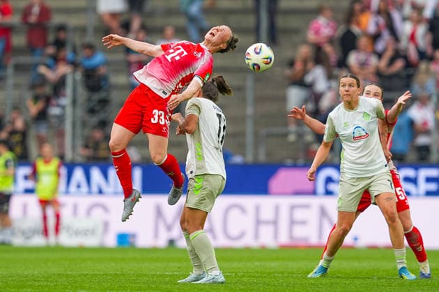 02 05 2026, xydrx, Women, Football, 1 Women Bundesliga, 1 FC Köln SV Werder Bremen, Season 2025 2026, RheinEnergieSTADION Marina Hegering FC Köln, 33 in duel against Maja Sternad SV Werder Bremen, 11 DFB regulations prohibit any use of photographs as image sequences and or quasi video Copyright: HMBxMedia YannisxDreimann
