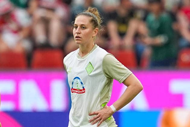 02 05 2026, xydrx, Women, Football, 1 Womens Bundesliga, 1 FC Köln SV Werder Bremen, Season 2025 2026, RheinEnergieSTADION Saskia Matheis SV Werder Bremen, 19 disappointed after the defeat DFB regulations prohibit any use of photographs as image sequences and or quasi video Copyright: HMBxMedia YannisxDreimann