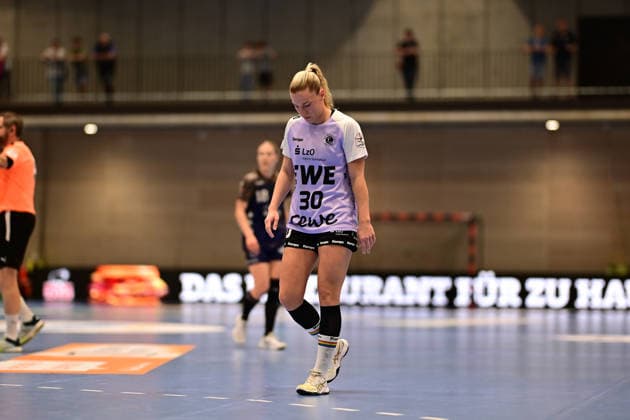 Handball I Women I Season 2025 2026 I Play Offs 5 11 I 3 Matchday I Buxtehuder SV VfL Oldenburg I 02 05 2026 Looks disappointed, saddened, depressed, frustrated, crestfallen, offended, dejected, dissatisfied, disillusioned, bad-tempered Jenny Behrend 30, VfL Oldenburg Buxtehude Halle Nord Niedersachsen Germany Copyright: xLobeca FelixxSchlikisx