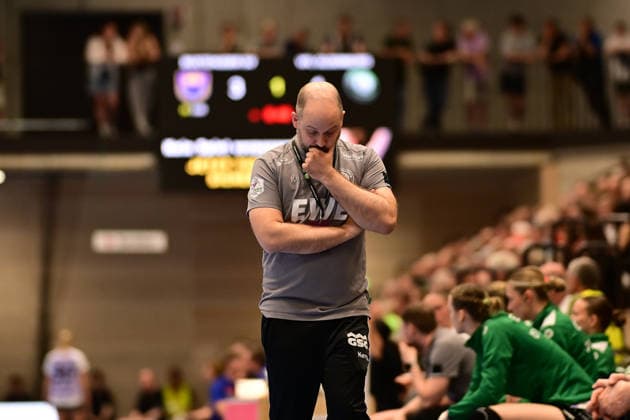 Handball I Women I Season 2025 2026 I Play Offs 5 11 I 3 Matchday I Buxtehuder SV VfL Oldenburg I 02 05 2026 Looks disappointed, saddened, depressed, frustrated, crestfallen, offended, dejected, dissatisfied, disillusioned, bad-tempered Niels Bötel VfL Oldenburg Buxtehude Halle Nord Niedersachsen Germany Copyright: xLobeca FelixxSchlikisx