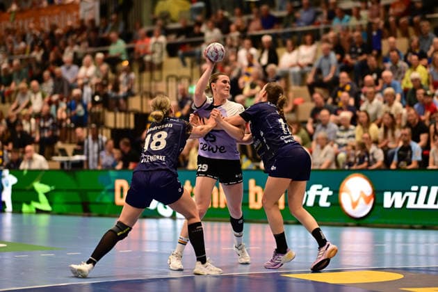 Handball I Women I Season 2025 2026 I Play Offs 5 11 I 3 Matchday I Buxtehuder SV VfL Oldenburg I 02 05 2026 Johanna Andresen 18, Buxtehuder Sportverein Paulina Golla 29, VfL Oldenburg Isabelle Dölle 11, Buxtehuder Sportverein Buxtehude Halle Nord Niedersachsen Germany Copyright: xLobeca FelixxSchlikisx