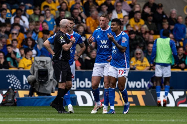 2nd May 2026; Molineux Stadium, Wolverhampton, West Midlands, England; Premier League Football, Wolverhampton Wanderers versus Sunderland; Referee Paul Tiernery issues a red card to Daniel Ballard of Sunderland AFC for violent conduct GodfreyxPitt
