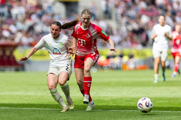 Google Pixel Women Bundesliga 1 FC Köln SV Werder Bremen 02 05 2026 Anna Lena Stolze 1 FC Köln, 7 , Chiara D Angelo Werder Bremen, 2 on matchday 24 of the Google Pixel Women Bundesliga in the match between 1 FC Köln and SV Werder Bremen on 02 05 2026 at RheinEnergie Stadion in Cologne, Germany Copyright: xBEAUTIFULxSPORTS Meuselx