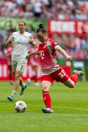 Google Pixel Womens Bundesliga 1 FC Köln SV Werder Bremen 02 05 2026 Marina Hegering 1 FC Köln, 33 on matchday 24 of the Google Pixel Womens Bundesliga in the match between 1 FC Köln and SV Werder Bremen on 02 05 2026 at RheinEnergie Stadion in Cologne, Germany Copyright: xBEAUTIFULxSPORTS Meuselx