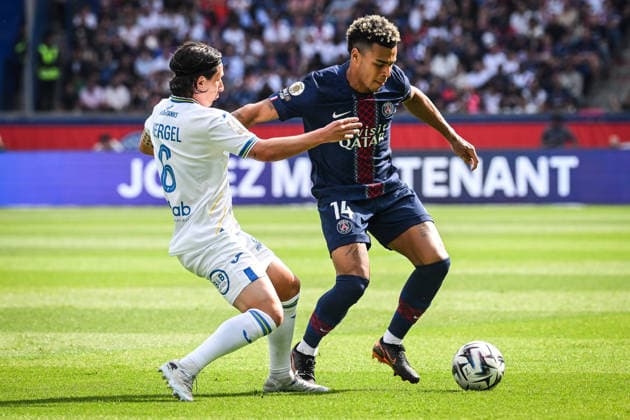 May 2, 2026, Paris, France, France: Laurent ABERGEL of Lorient and Desire DOUE of PSG during the Ligue 1 match between Paris Saint-Germain (PSG) and FC Lorient at Parc des Princes Stadium on May 02, 2026 in Paris, France. Paris Saint-Germain V FC Lorient - Ligue 1  - ZUMAm308 20260502_zsp_m308_001 Copyright: xMatthieuxMirvillex