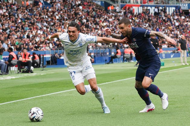 FOOTBALL : Paris Saint Germain Vs FC Lorient - Ligue 1 - 02 05 2026 Panos Katseris (FC Lorient) Vs Lucas Hernandez (PSG) ParisFrance  Copyright: xMichaelxBaucherx