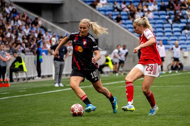 OL Lyonnes - Arsenal à Décines-Charpieu le 2 mai 2026. Nicolas Liponne MAXPPP - Décines-Charpieu 02 05 2026 Lindsey Heaps lors du match de football entre l OL Lyonnes (Lyon) et Arsenal Women Football Club dans le cadre de la demi-finale retour de la ligue des champions féminin au Groupama Stadium à Décines-Charpieu le 2 mai 2026. Soccer match between OL Lyonnes (Lyon) and Arsenal Women s Football Club in the second leg of the Women s Champions League semifinals at Groupama Stadium in Décines-Charpieu on May 2, 2026. Décines-Charpieu Auvergne Rhône-Alpes France  Copyright: xMAXPPPxNicolasxLiponnex NLP202605029444 NLP202605029444