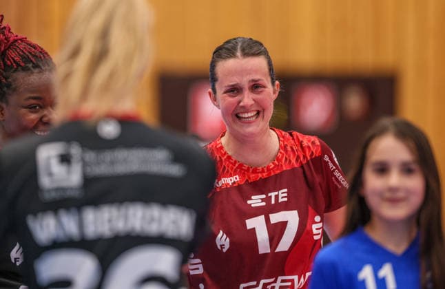 GER, Bensheim, HSG Bensheim Auerbach Flames vs Borussia Dortmund, Alsco Handball Bundesliga Frauen, Handball, DHB, Spielzeit 2025 2026, Weststadthalle Bensheim, Playoff Semifinal, 2 Spiel im Bild Lisa Friedberger HSG Bensheim Auerbach Flames Frauen 17 , farewell, emotions, last game DFB DFL REGULATIONS PROHIBIT ANY USE OF PHOTOGRAPHS AS IMAGE SEQUENCES AND OR QUASI VIDEO, 02 05 2026 Copyright: HMBxMedia HendrikxHamelau
