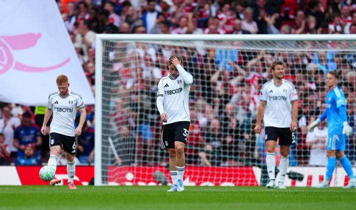 Emile Smith Rowe of Fulham reacts after the opening goal Arsenal v Fulham, Premier League, Football, Emirates Stadium, London , UK - 02 May 2026London Emirates Stadium United Kingdom EDITORIAL USE ONLY No use with unauthorised audio, video, data, fixture lists, club league logos or live services. Online in-match use limited to 120 images, no video emulation. No use in betting, games or single club league player publications.  Copyright: xJavierxGarcia Shutterstockx 16854566ad