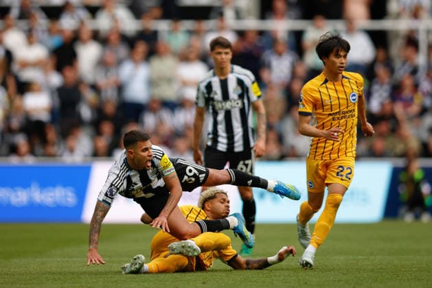 Newcastle United v Brighton & Hove Albion, Premier League Georginio Rutter of Brighton & Hove Albion challenges Bruno Guimaraes of Newcastle United during the Newcastle United v Brighton & Hove Albion Premier League match at St. James Park, Newcastle Upon Tyne, England on 2 May 2026 Credit: Craig Cowan Every Second Media Editorial use only. All images are copyright Every Second Media Limited. No images may be reproduced without prior permission. All rights reserved. Premier League and Football League images are subject to licensing agreements with Football DataCo Limited. see https: www.football-dataco.com Copyright: xIMAGO EveryxSecondxMediax ESM-1970-0142 CraigxCowanx xEveryxSecondxMediax