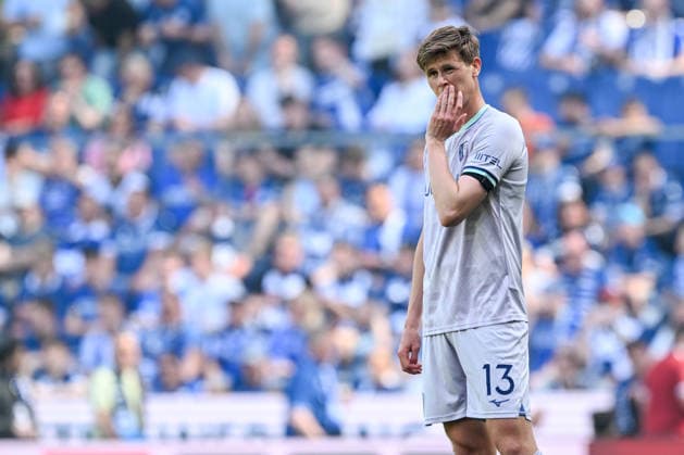 2 Bundesliga 25 26 Arminia Bielefeld VfL Bochum on 02 05 2026 in the SchücoArena in Bielefeld Oliver Olsen Bochum dissatisfied, disappointed, disappointed, dejected MT