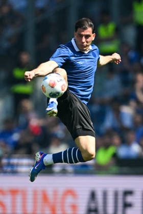 2 Bundesliga 25 26 Arminia Bielefeld VfL Bochum on 02 05 2026 at the SchücoArena in Bielefeld Stefano Russo Bielefeld on the ball MT