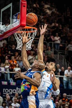 Rostock, Germany 02 May 2026 1 BBL 2025 2026 Sp 32 Rostock Seawolves vs Science City Jena In the picture from left in the duel DeAndre Lansdowne Rostock Seawolves and William McNair Jr Science City Jena Copyright: xFotostandx xVoelkerx