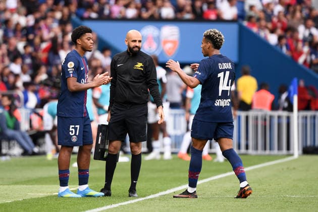 Paris Saint-Germain v FC Lorient - Ligue 1 McDonald s 2025 2026 57 Pierre MOUNGUENGUE (psg) during the Ligue 1 McDonald s match between Paris SG and Lorient at Parc des Princes on May 2, 2026 in Paris, France. Paris France  Copyright: xFEPx 776348381