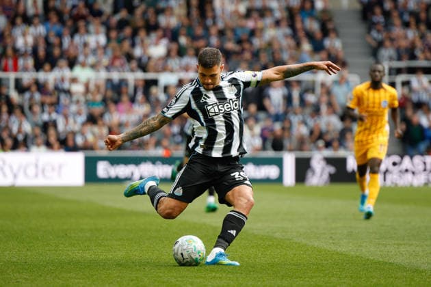 Newcastle United v Brighton & Hove Albion, Premier League Bruno Guimaraes of Newcastle United crosses into the penalty area during the Newcastle United v Brighton & Hove Albion Premier League match at St. James Park, Newcastle Upon Tyne, England on 2 May 2026 Credit: Craig Cowan Every Second Media Editorial use only. All images are copyright Every Second Media Limited. No images may be reproduced without prior permission. All rights reserved. Premier League and Football League images are subject to licensing agreements with Football DataCo Limited. see https: www.football-dataco.com Copyright: xIMAGO EveryxSecondxMediax ESM-1970-0156 CraigxCowanx xEveryxSecondxMediax