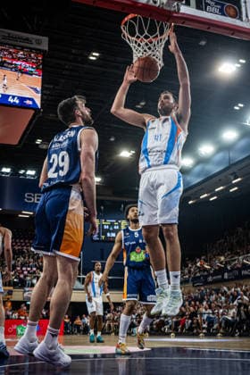 Rostock, Germany 02 May 2026 1 BBL 2025 2026 Sp 32 Rostock Seawolves vs Science City Jena In the picture from left Owen Klassen Rostock Seawolves and Alex Herrera Science City Jena Copyright: xFotostandx xVoelkerx