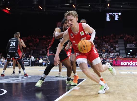 02 05 2026 Basketball Season 2025 2026 2 Bundesliga Pro A 34 Matchday Nuremberg Falcons Basketball Club NBC SBB Baskets Wolmirstedt Sportfoto Zink DaMa xdaxmax Benjamin Koppke 21, SBB Baskets Wolmirstedt Trevor James Baskin 22, Nuremberg Falcons BC NBC