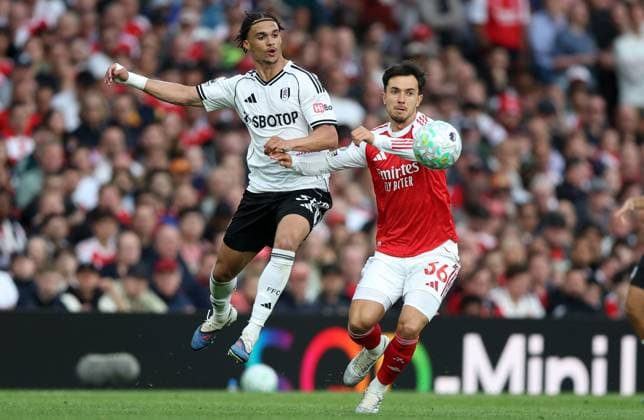 Antonee Robinson of Fulham and Martin Zubimendi of Arsenal in action Arsenal v Fulham, Premier League, Football, Emirates Stadium, London , UK - 02 May 2026London Emirates Stadium United Kingdom EDITORIAL USE ONLY No use with unauthorised audio, video, data, fixture lists, club league logos or live services. Online in-match use limited to 120 images, no video emulation. No use in betting, games or single club league player publications.  Copyright: xKieranxMcManus Shutterstockx 16854568al