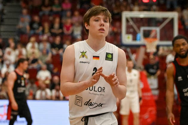 Epke Kruthaup Artland Dragons, 02 Artland Dragons vs Bayer Giants Leverkusen, 2 Basketball Bundesliga, Pro A, 34 Matchday, Season 2025 2026, 02 05 2026, Artland Dragons vs Bayer Giants Leverkusen, 2 Basketball Bundesliga, Pro A, 34 Matchday, Season 2025 2026, 02 05 2026 Quakenbrueck Copyright: xEibner-Pressefoto RobertxGertzenx EP_RGN