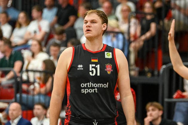Soeren Eike Urbansky Bayer Giants Leverkusen, 51 Artland Dragons vs Bayer Giants Leverkusen, 2 Basketball Bundesliga, Pro A, 34 Matchday, Season 2025 2026, 02 05 2026, Artland Dragons vs Bayer Giants Leverkusen, 2 Basketball Bundesliga, Pro A, 34 Matchday, Season 2025 2026, 02 05 2026 Quakenbrueck Copyright: xEibner-Pressefoto RobertxGertzenx EP_RGN