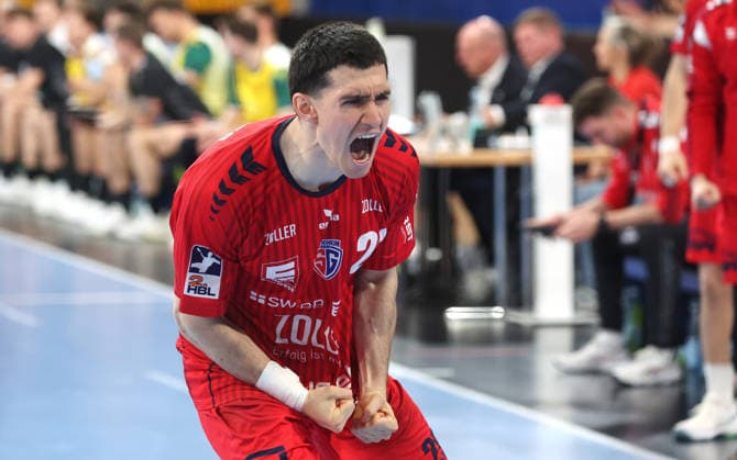 02 05 2026, Germany, Bietigheim, Handball 2 Bundesliga, SG BBM Bietigheim vs VfL Eintracht Hagen, Moritz Strosack BBM cheers, cheers, shouts, rejoices