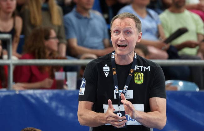 02 05 2026, Germany, Bietigheim, Handball 2 Bundesliga, SG BBM Bietigheim vs VfL Eintracht Hagen, Hagen coach Pavel Prokopec