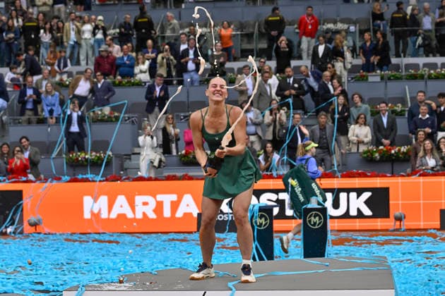 May 2, 2026, Madrid, Madrid, Spain: MARTA KOSTYUK of Ukraine †WILSON shaking and spraying champagne on the crowd during the Mutua Madrid Open 2026, ATP, Tennis Herren Masters 1000 and WTA, Tennis Damen 1000 tennis tournament, celebrated at Caja Magica on 01 may, 2026 in Madrid, Spain. Mutua Madrid Open 2026 - Day 12 (05.01.26) - ZUMAc312 20260502_zsp_c312_019 Copyright: xOscarxManuelxSanchezx